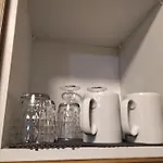 Cozy Centrally Located For Two 1, 10 Min Walk From Center *